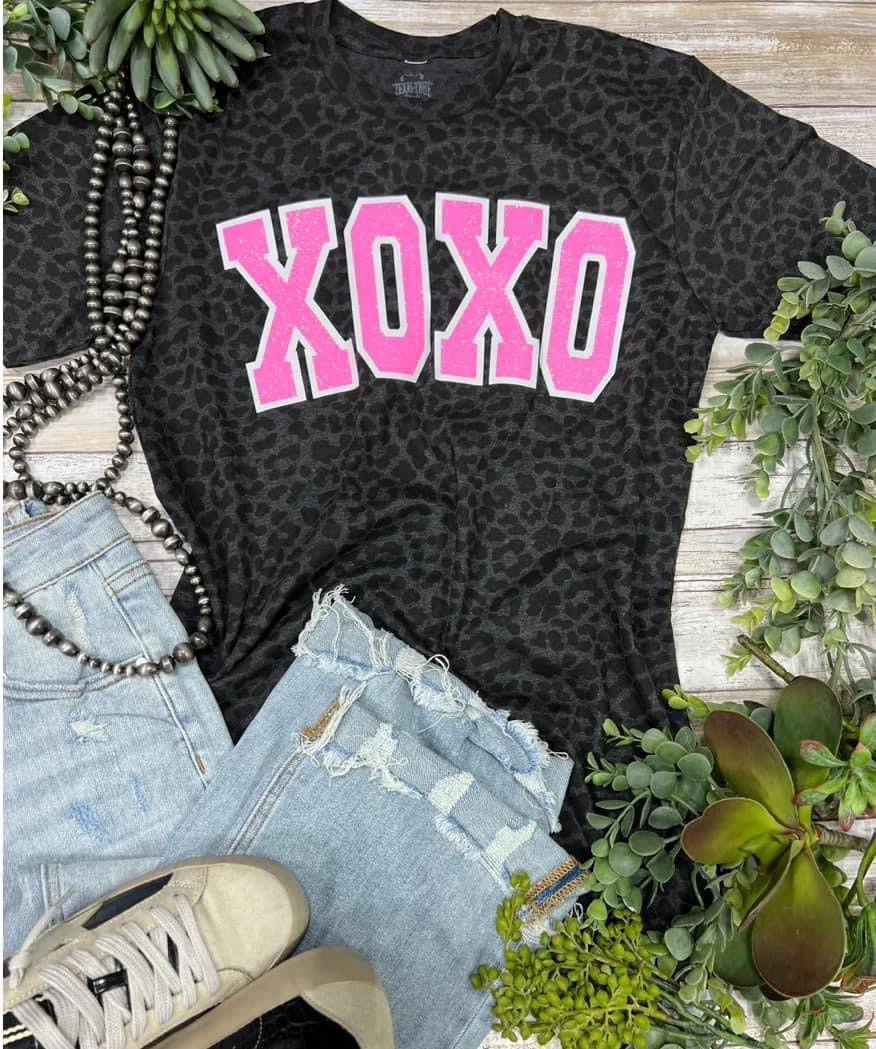 XOXO with Pink Glitter Tee